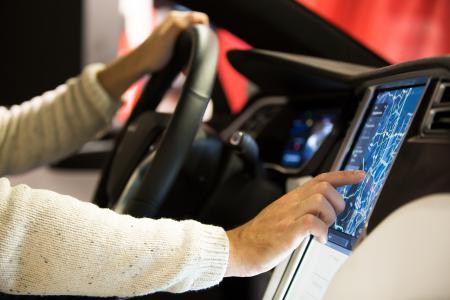 Navigations Ipad im Tesla 